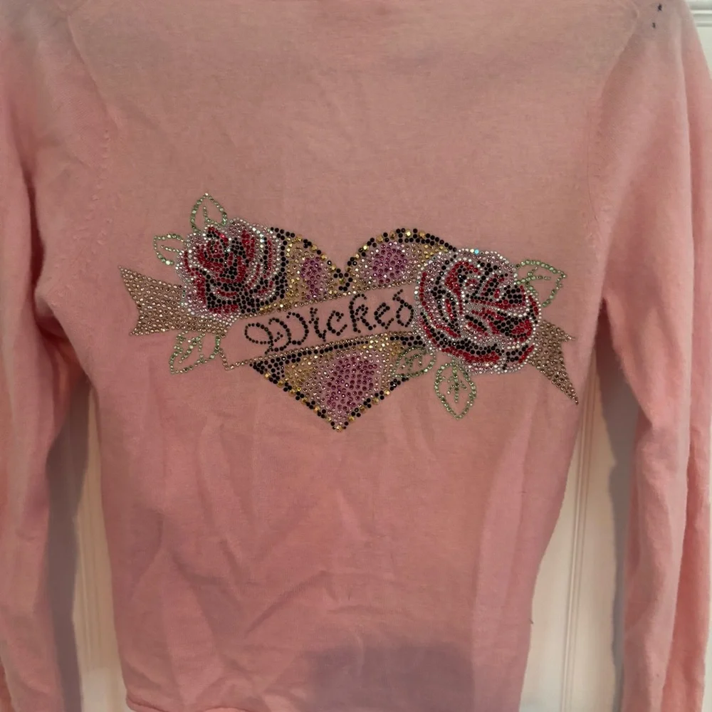 Cashmere bedazzled sweater